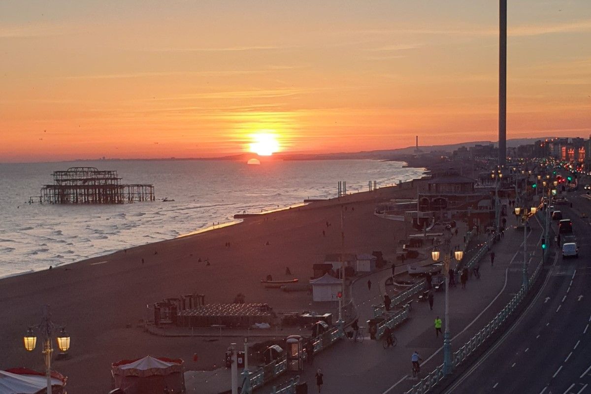 i360 sunset - Copy (Custom)